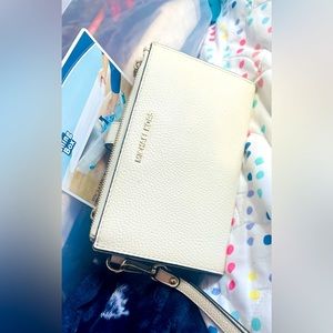 Michael Kors jet-set wristlet Wallet